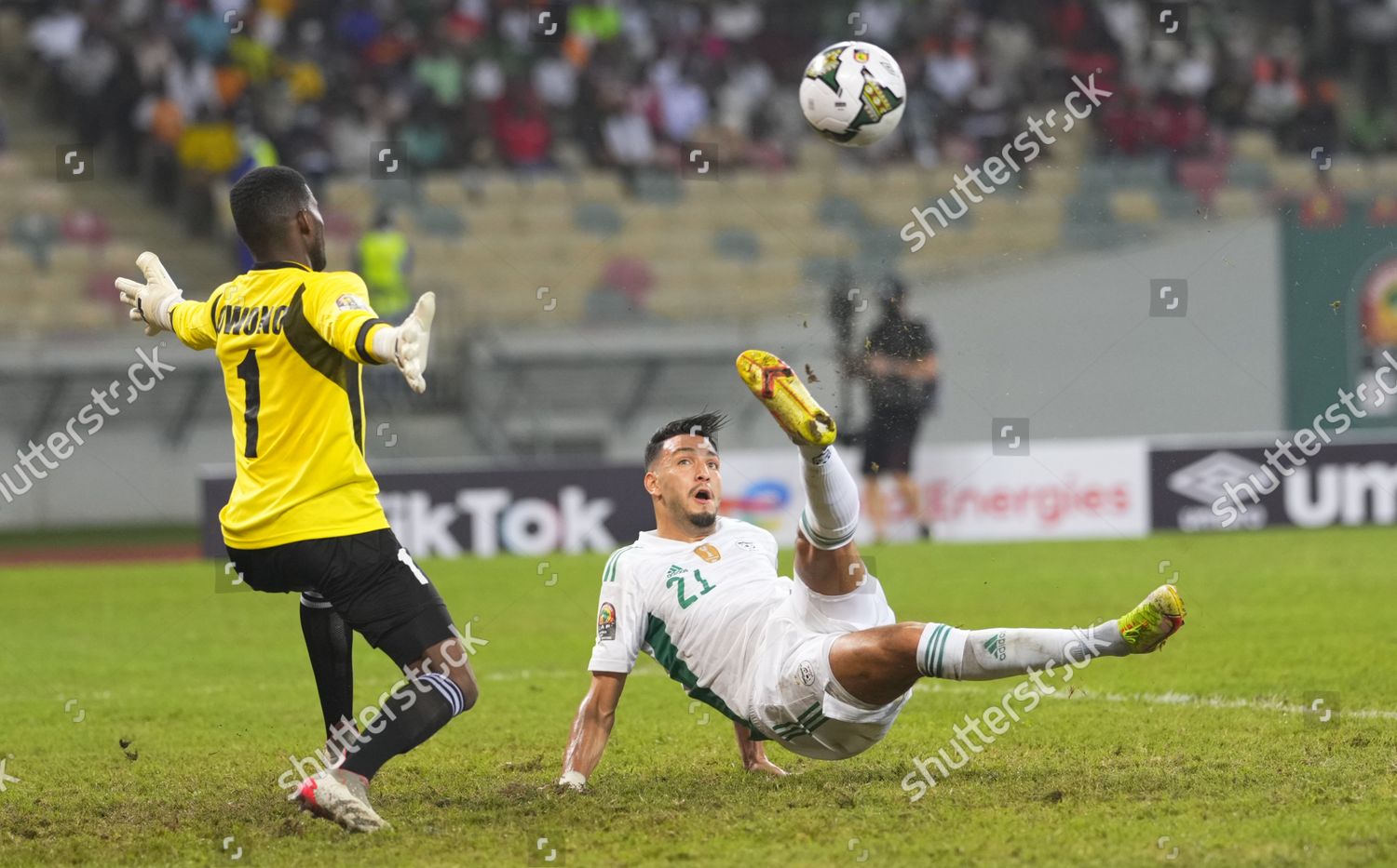 Ramy Bensebaini Algeria During Algeria Versus Editorial Stock Photo ...