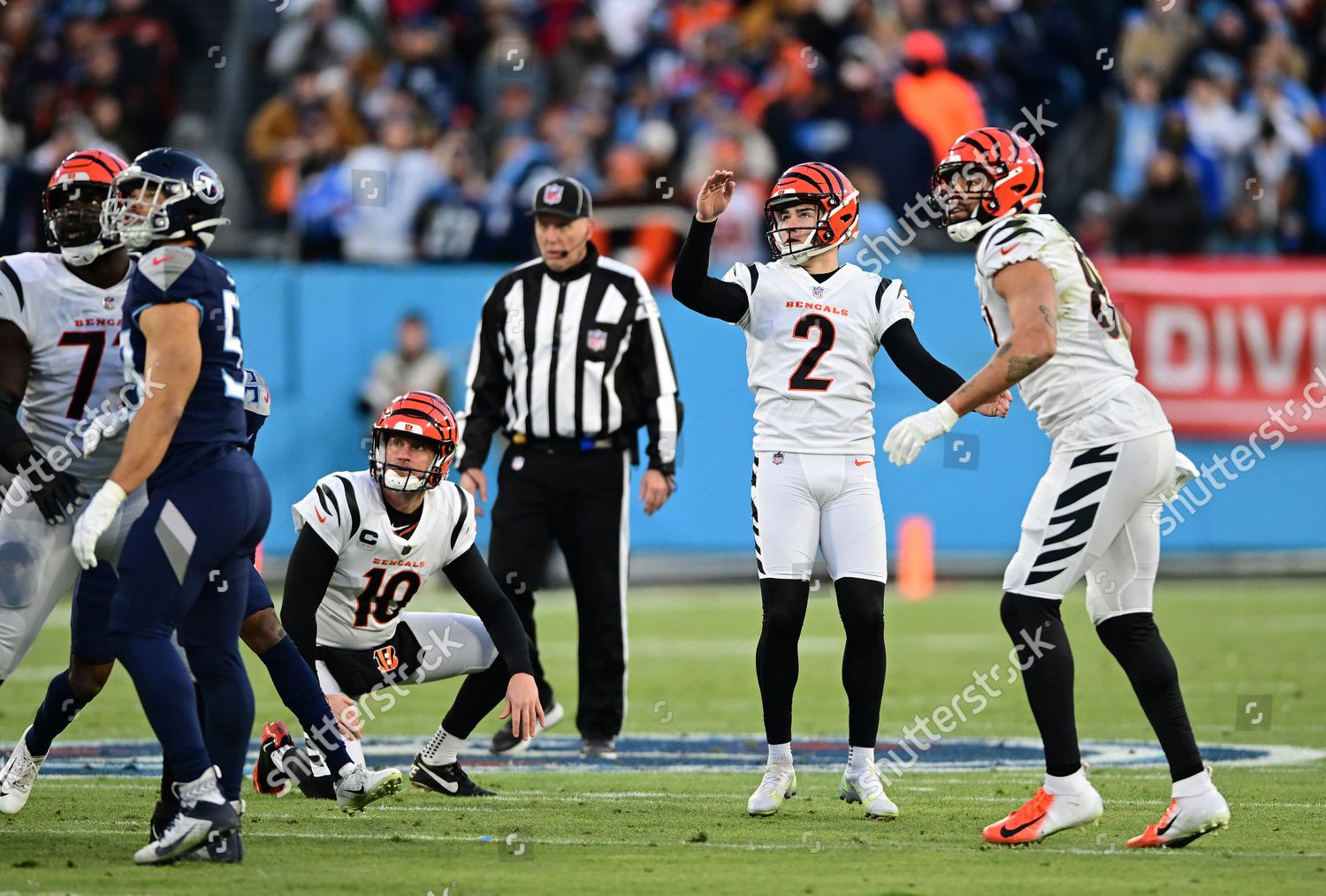 Evan McPherson kicks Bengals past Titans in NFL playoffs 