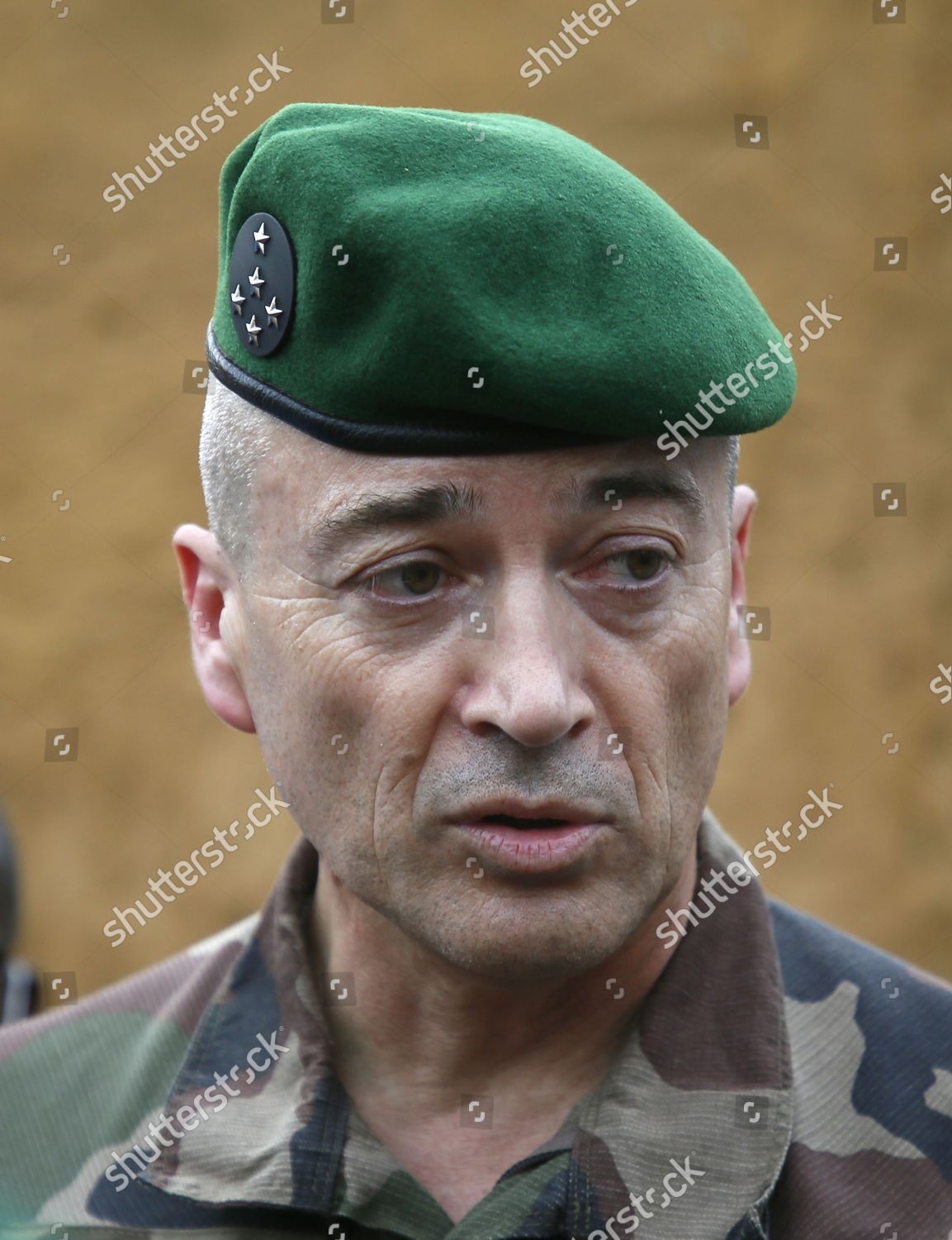 french military beret