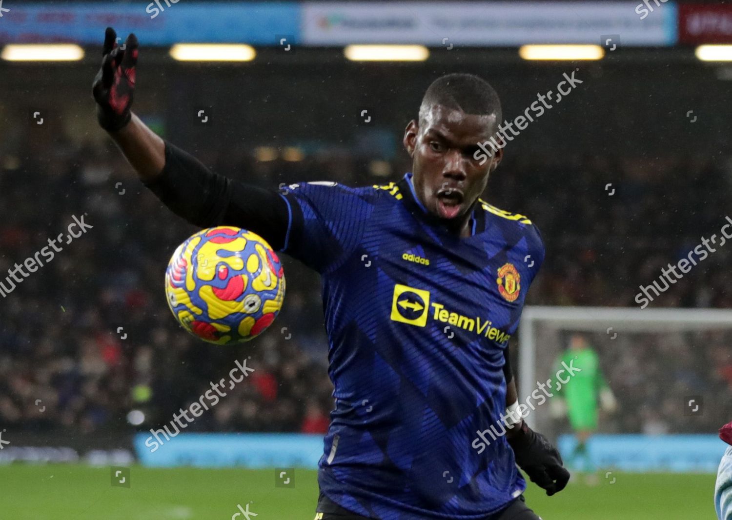 Paul Pogba Manchester United Controls Ball Editorial Stock Photo ...