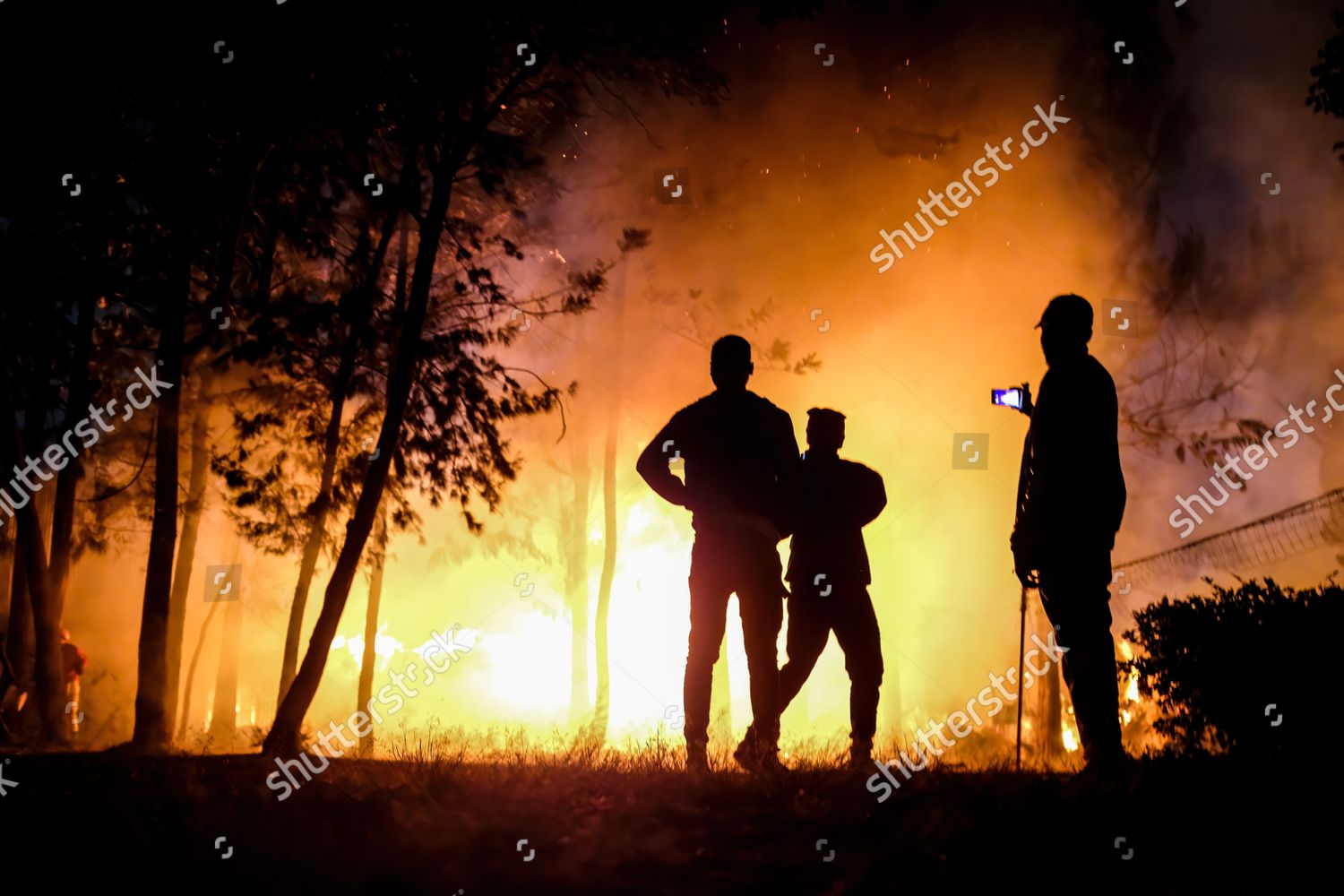 man-takes-pictures-during-fire-outbreak-editorial-stock-photo-stock