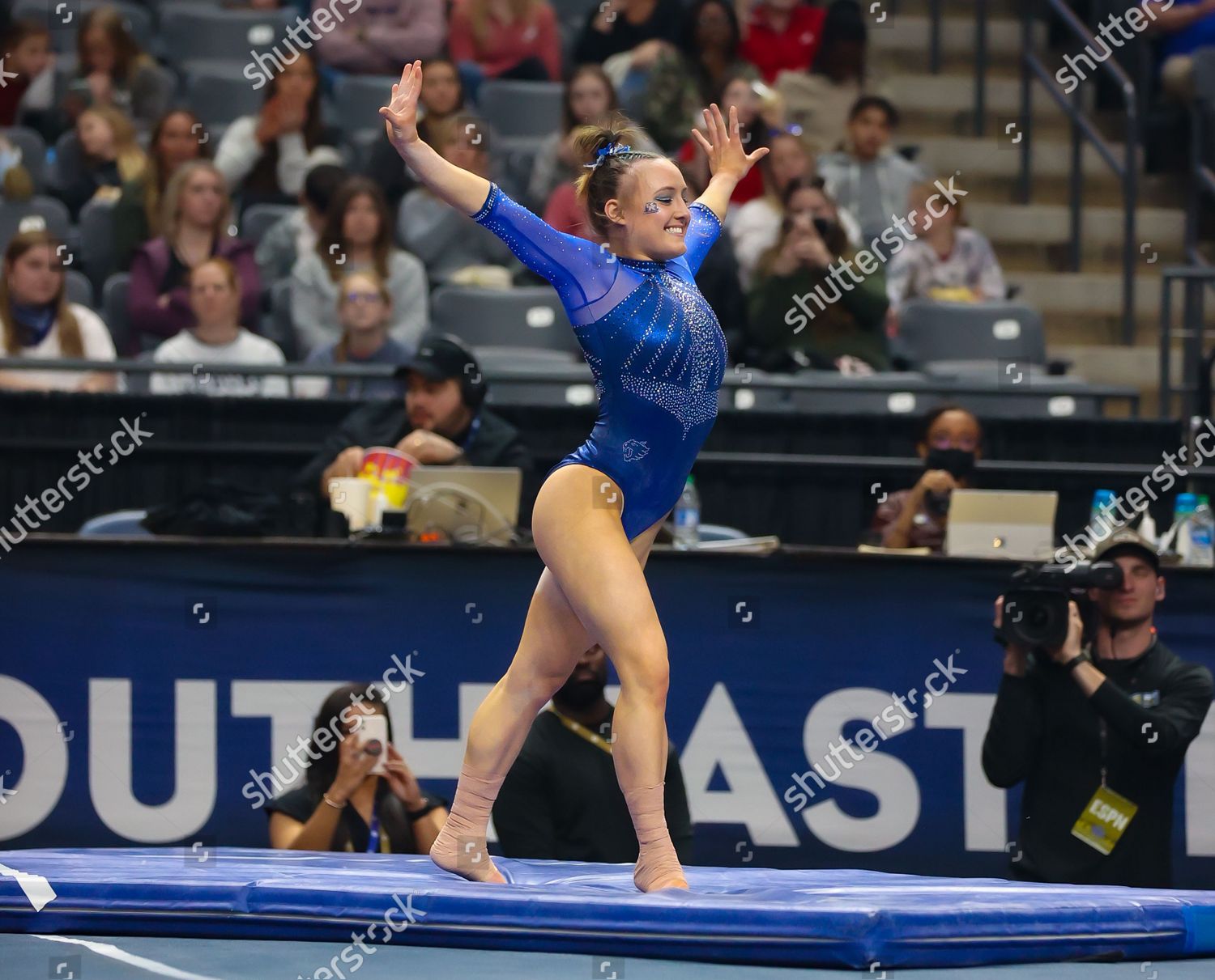 Kentuckys Raena Worley Finishes Tumbling Pass Editorial Stock Photo ...