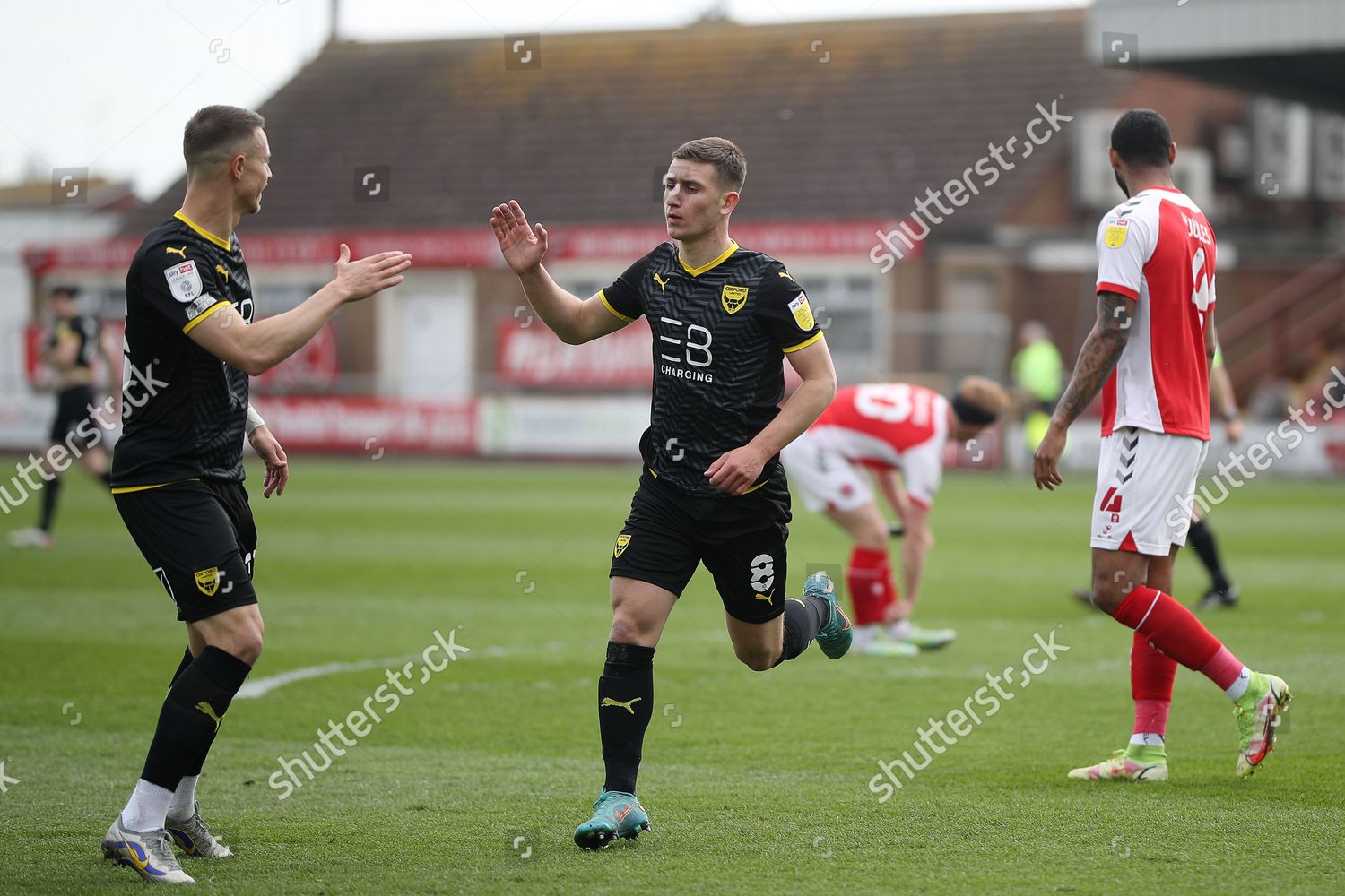 Cameron Brannagan Oxford United Celebrates Scoring Editorial Stock ...