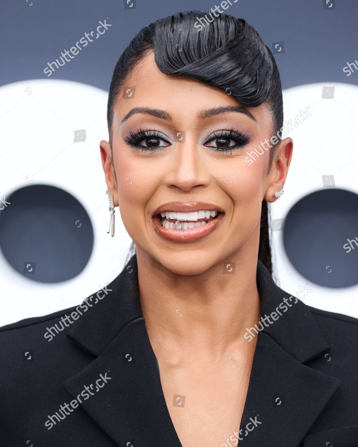 LIZA KOSHY ARRIVES 2022 BILLBOARD MUSIC Editorial Stock Photo - Stock