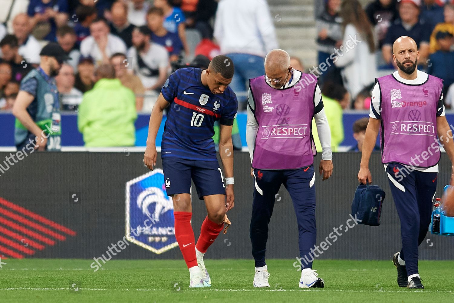 Kylian Mbappe Paris Saintgermain France Injured Editorial Stock Photo ...