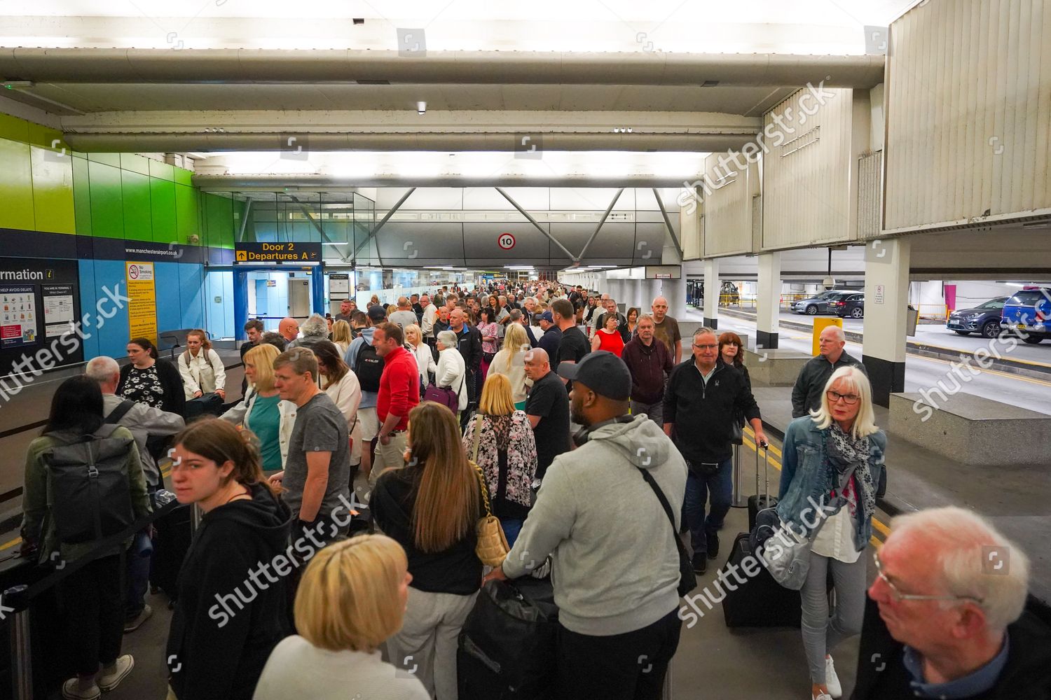 Passengers Queue Underground Car Park Checkin Editorial Stock Photo ...