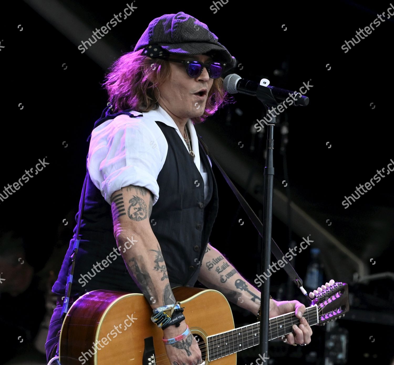 Johnny Depp Performing Jeff Beck During Editorial Stock Photo - Stock Image  | Shutterstock