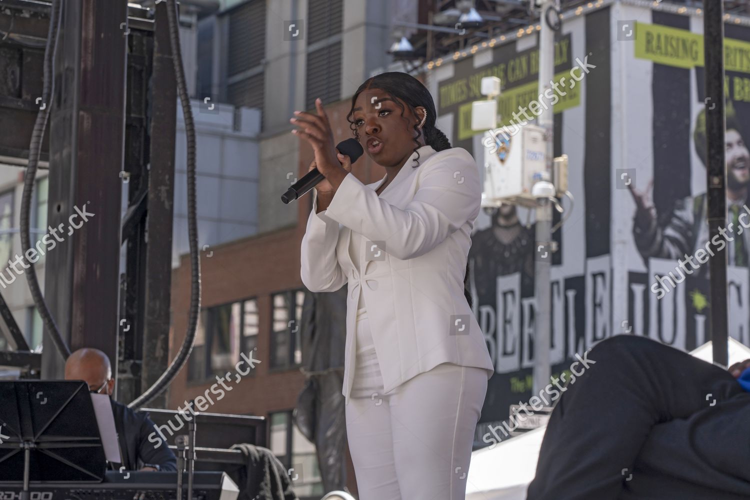 Actress Singer Joaquina Kalukango Sings On Editorial Stock Photo ...