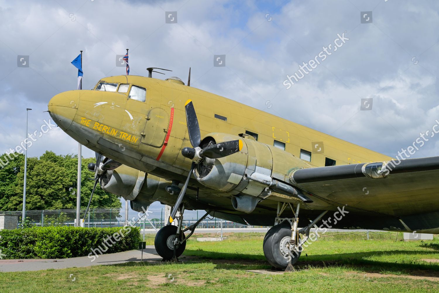 Sultana Bomber Douglas C47 Dakota Airlift Editorial Stock Photo - Stock ...