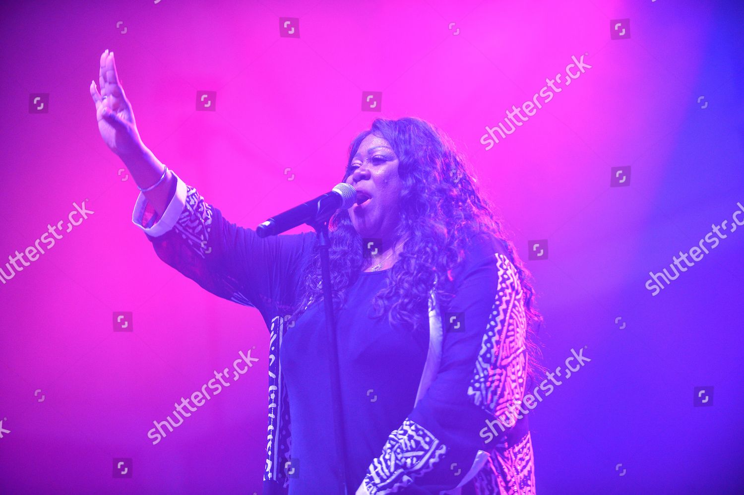 Shirley Murdock Performs Live On Stage Editorial Stock Photo Stock