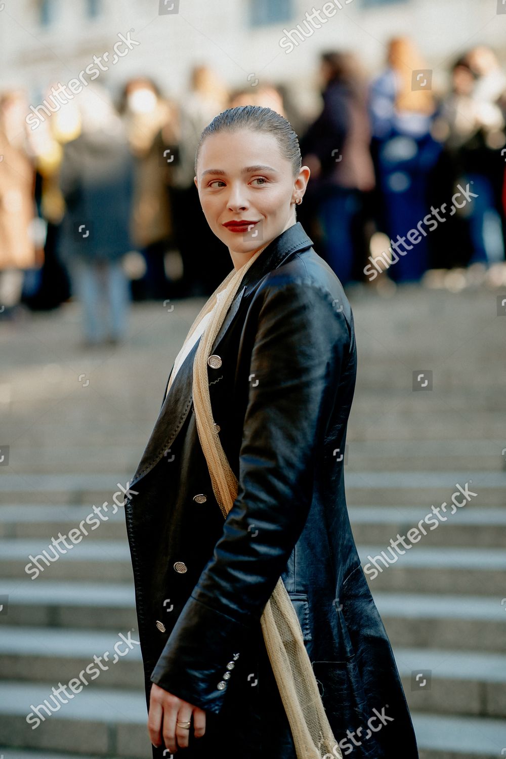 Street Snaps: Chloe Moretz Carrying Louis Vuitton Travel Bag