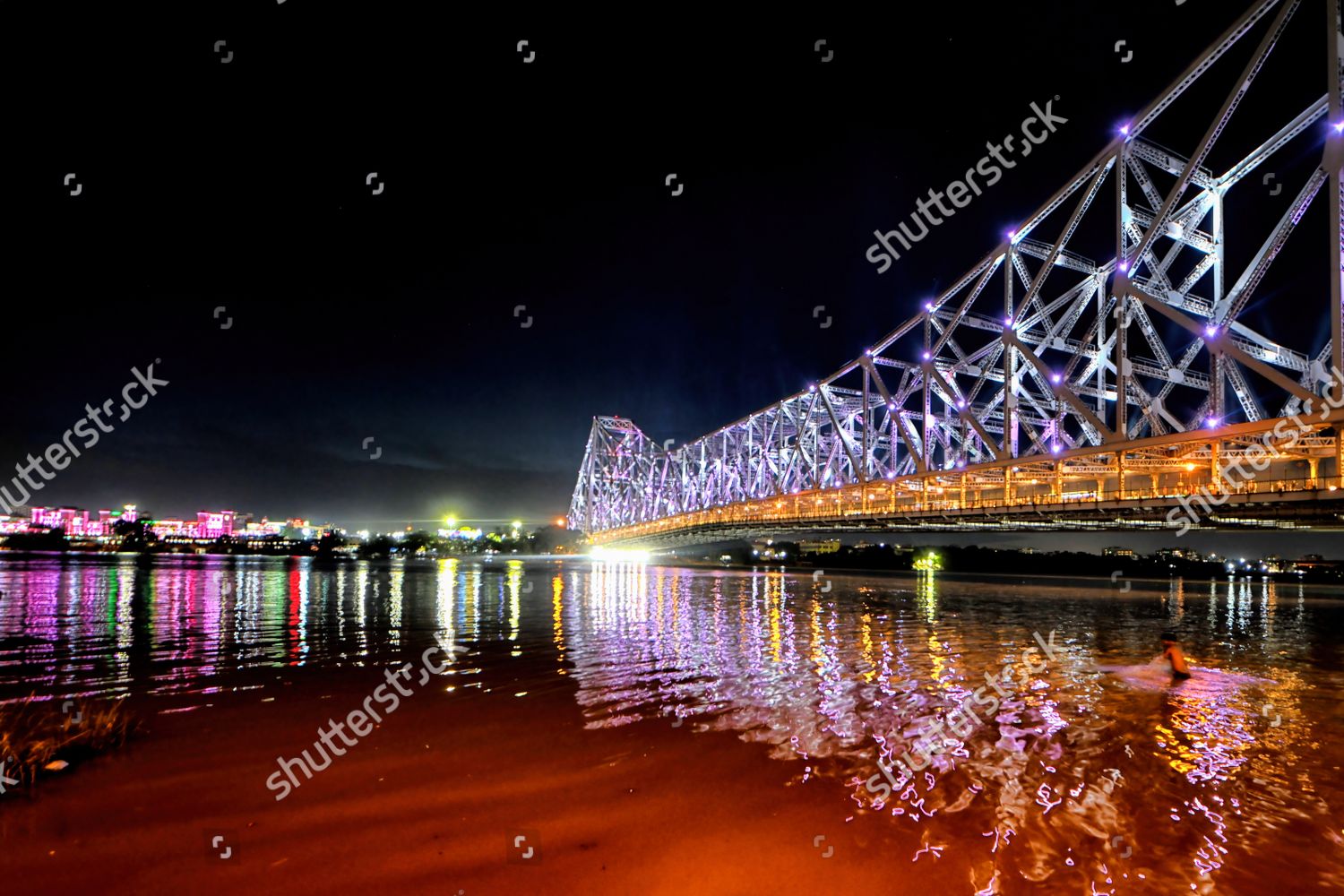howrah bridge at night