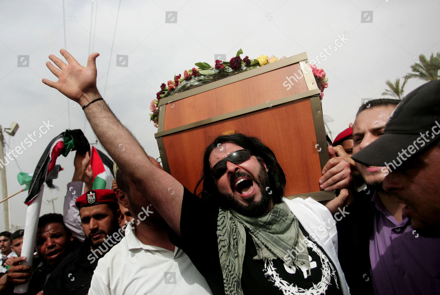 Palestinians Chant Slogans While Carrying Coffin Italian Editorial Stock Photo Stock Image Shutterstock