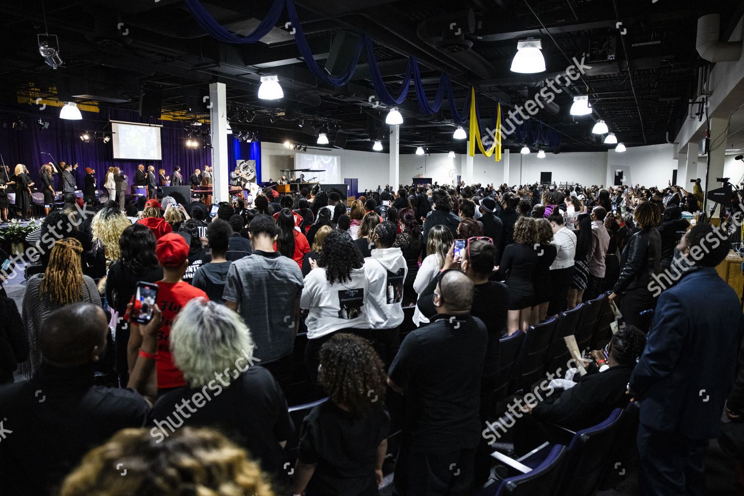 Mourners Fill Shiloh Temple International Ministries Editorial Stock ...