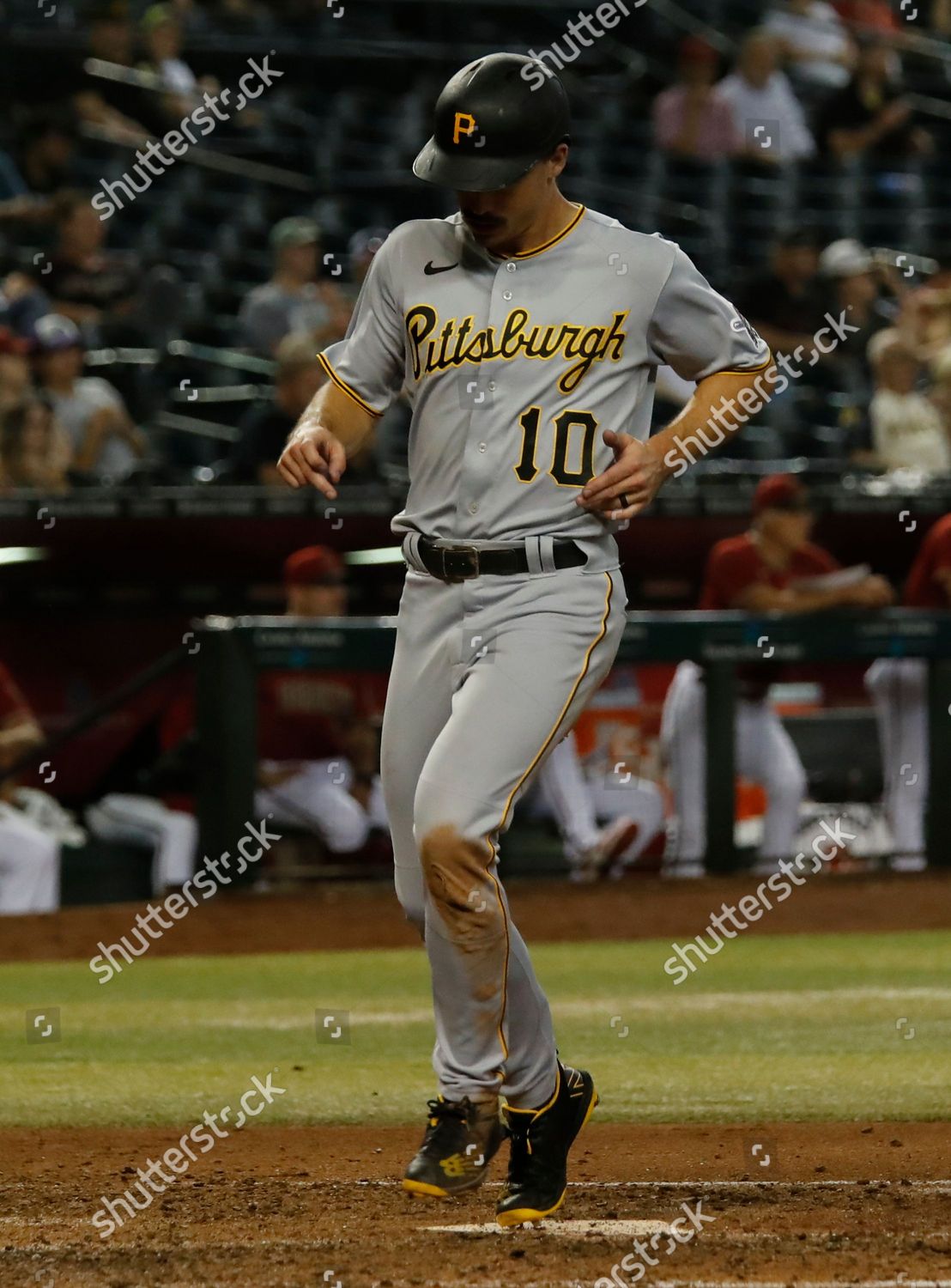 Bryan reynolds 10 pittsburgh pirates score editorial stock photo