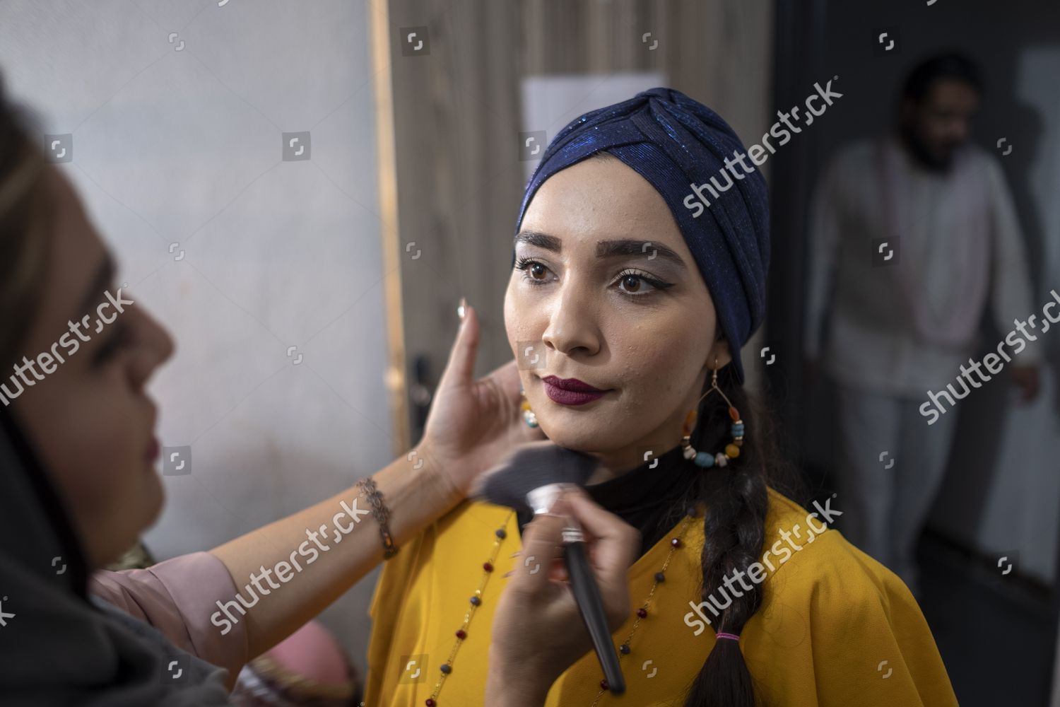 Iranian Makeup Artist Checks Makeup Actress Editorial Stock Photo