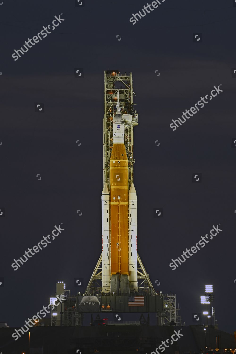 Nasas Sls Rocket Orion Spacecraft Stand Editorial Stock Photo - Stock ...