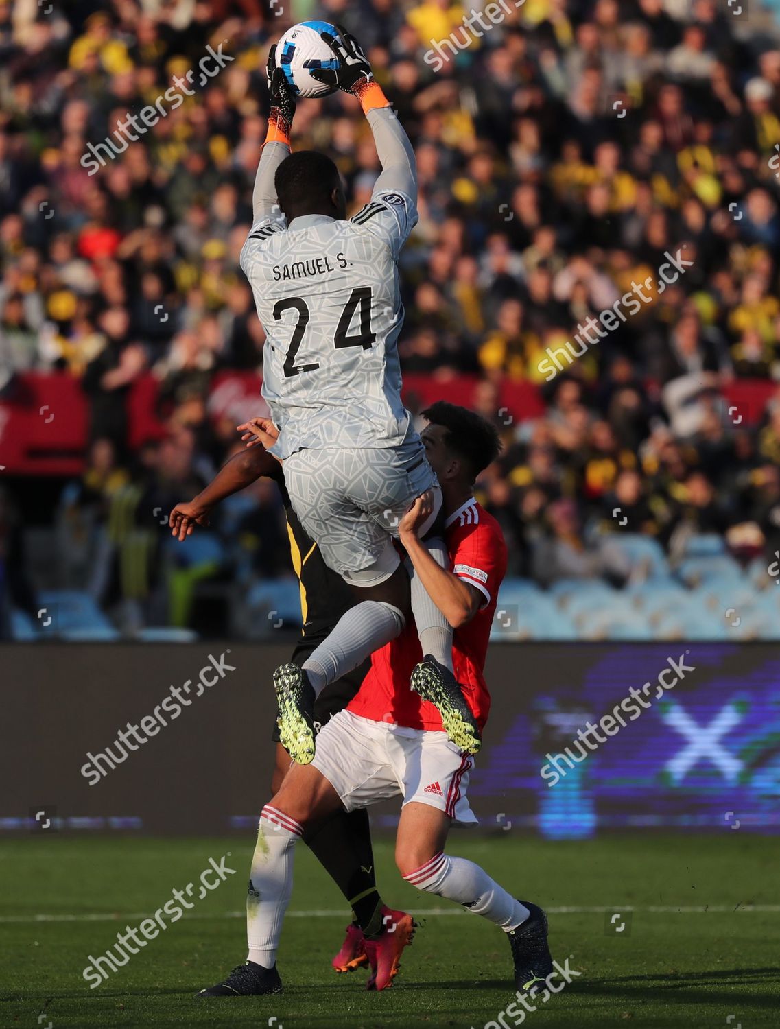 Samuel Soares Top Goalkeeper Benfica Collides Editorial Stock Photo ...