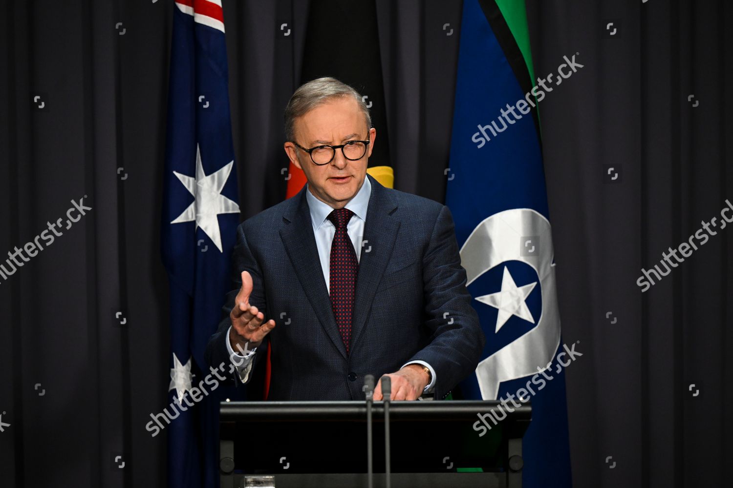 Australian Prime Minister Anthony Albanese Speaks Editorial Stock Photo ...