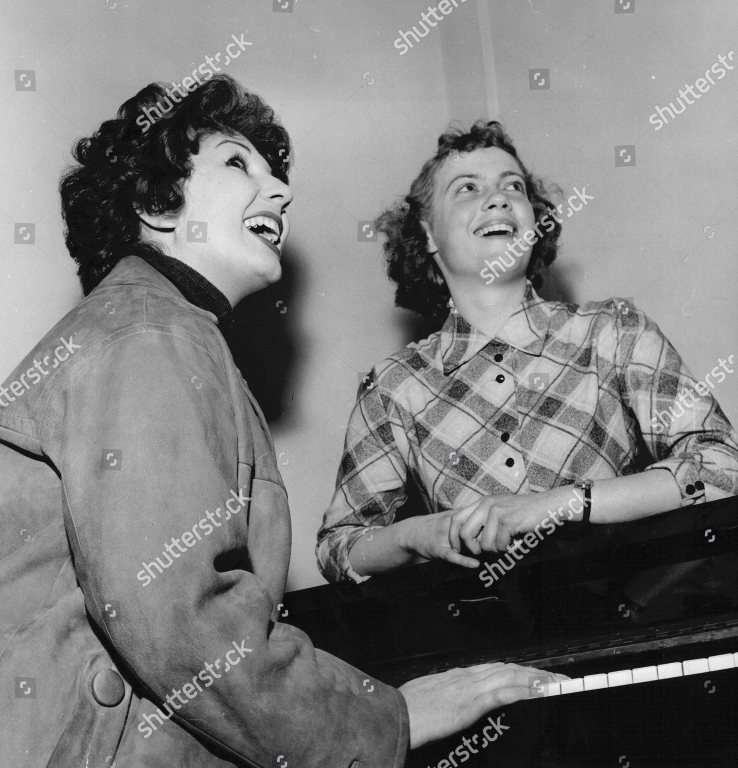 Singer Alma Cogan Died 15yearold Soprano Editorial Stock Photo Stock Image Shutterstock