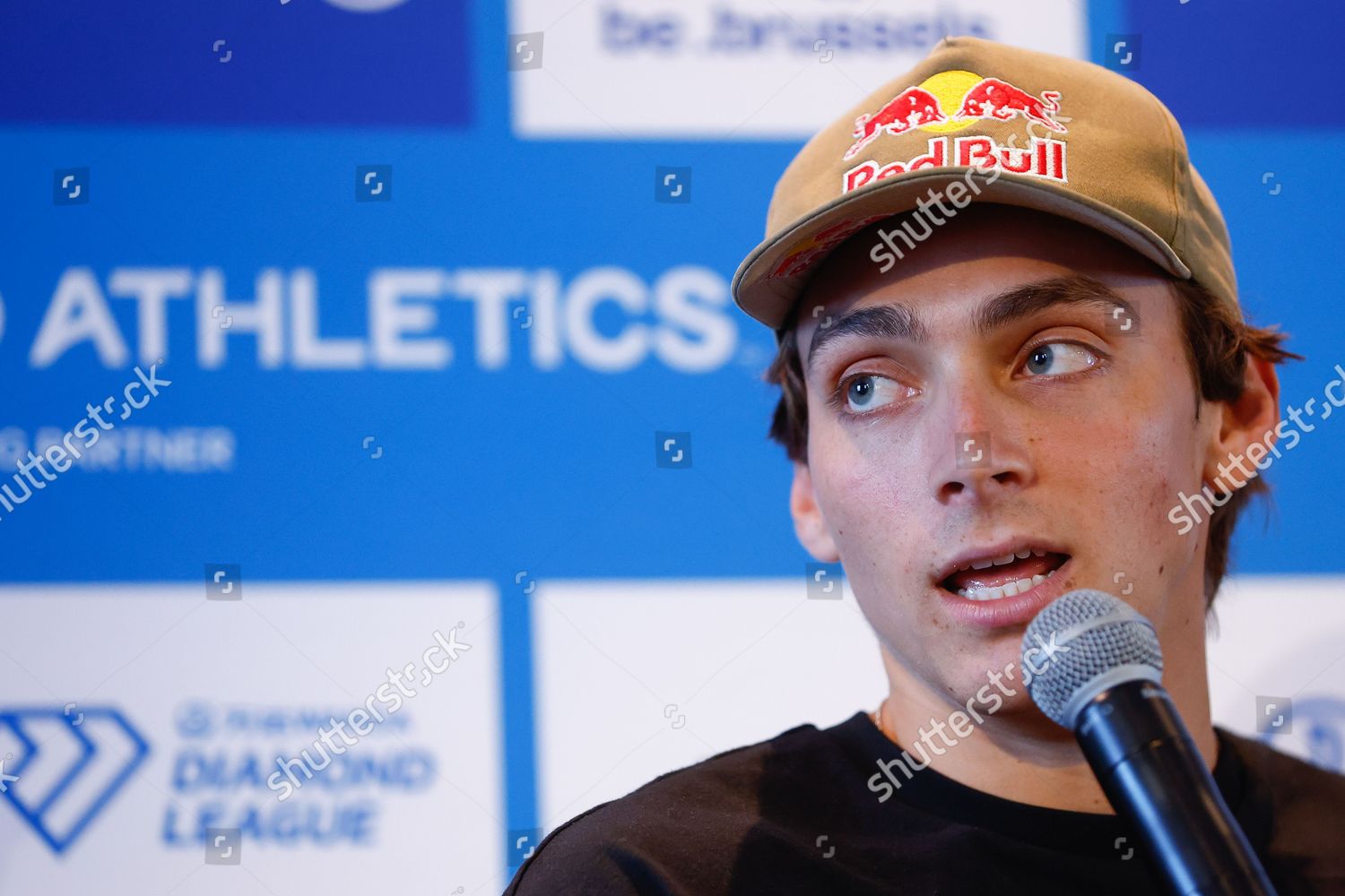 Swedish Athlete Armand Duplantis Speaks During Editorial Stock Photo