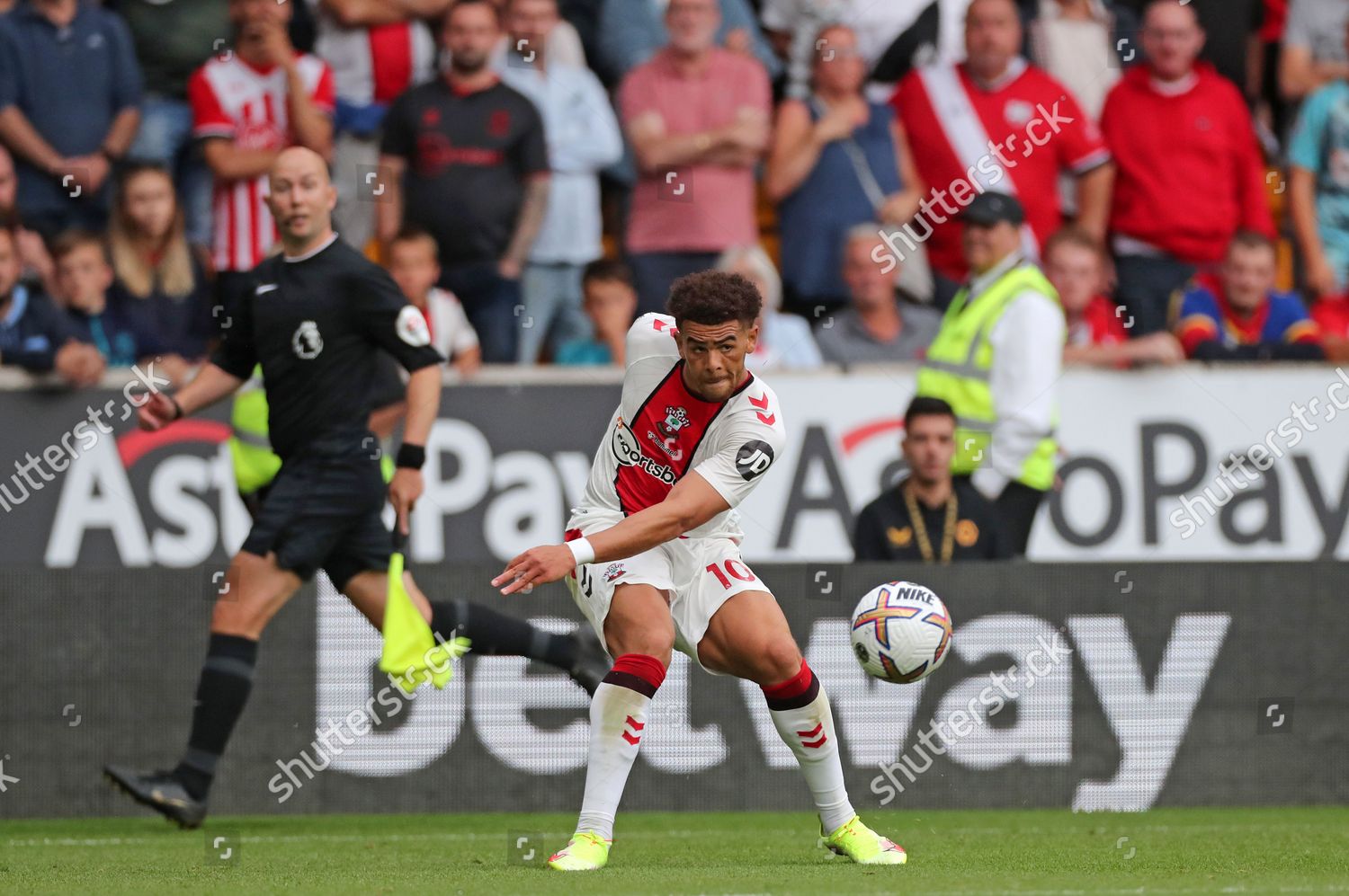 Southamptons Che Adams During Wolverhampton Wanderers Editorial Stock