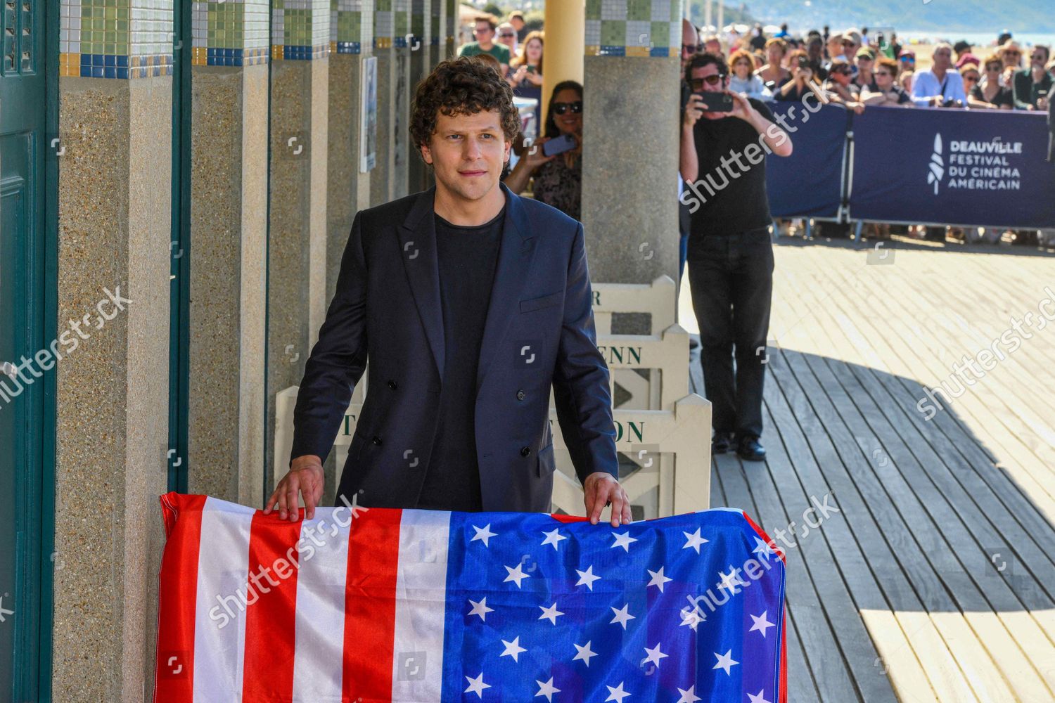 Jesse Eisenberg Poses During Unveiling His Editorial Stock Photo ...