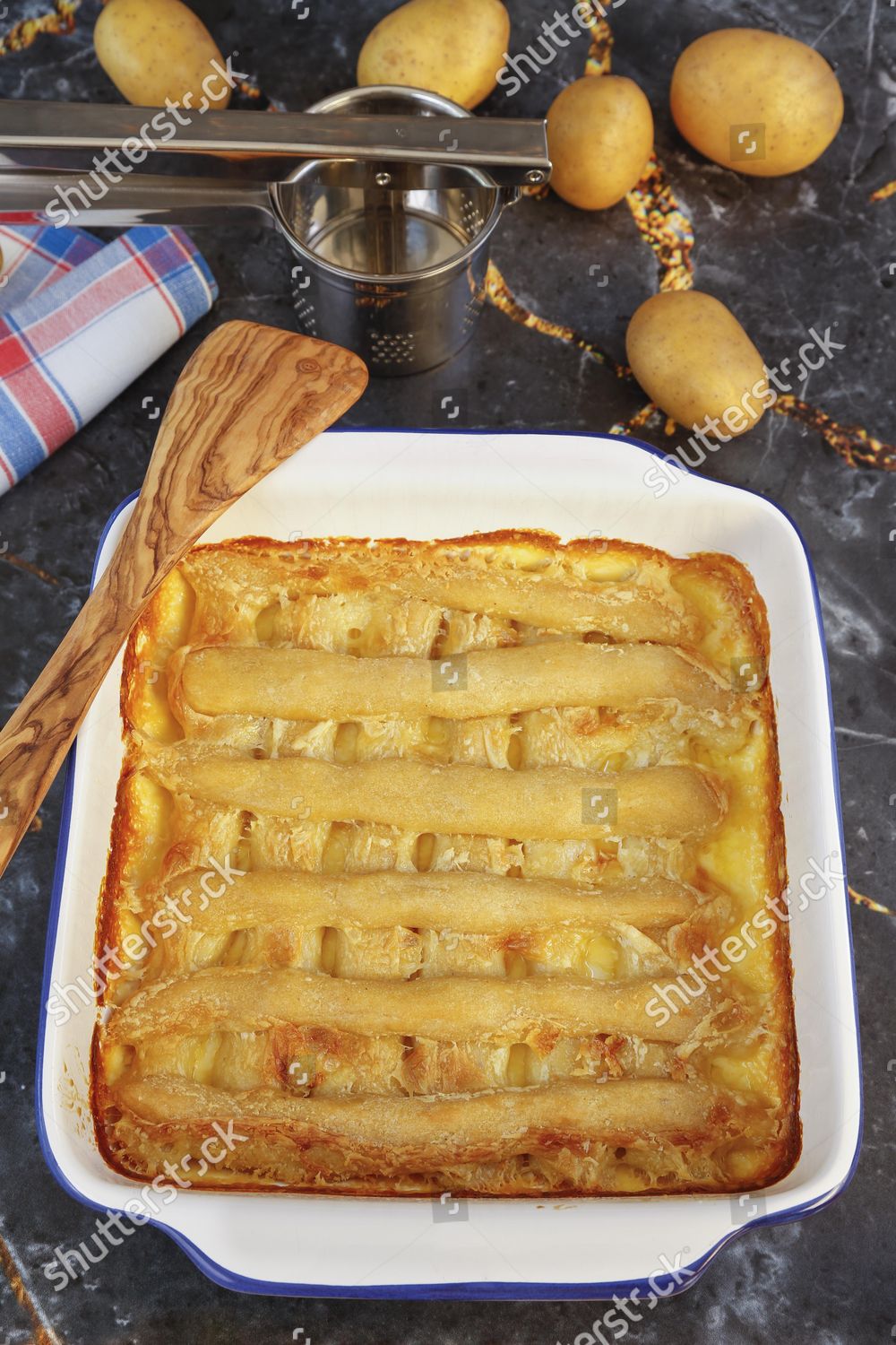Swabian Cuisine Bruckhoelzer Schlanganger Sperrknechte Made Editorial ...