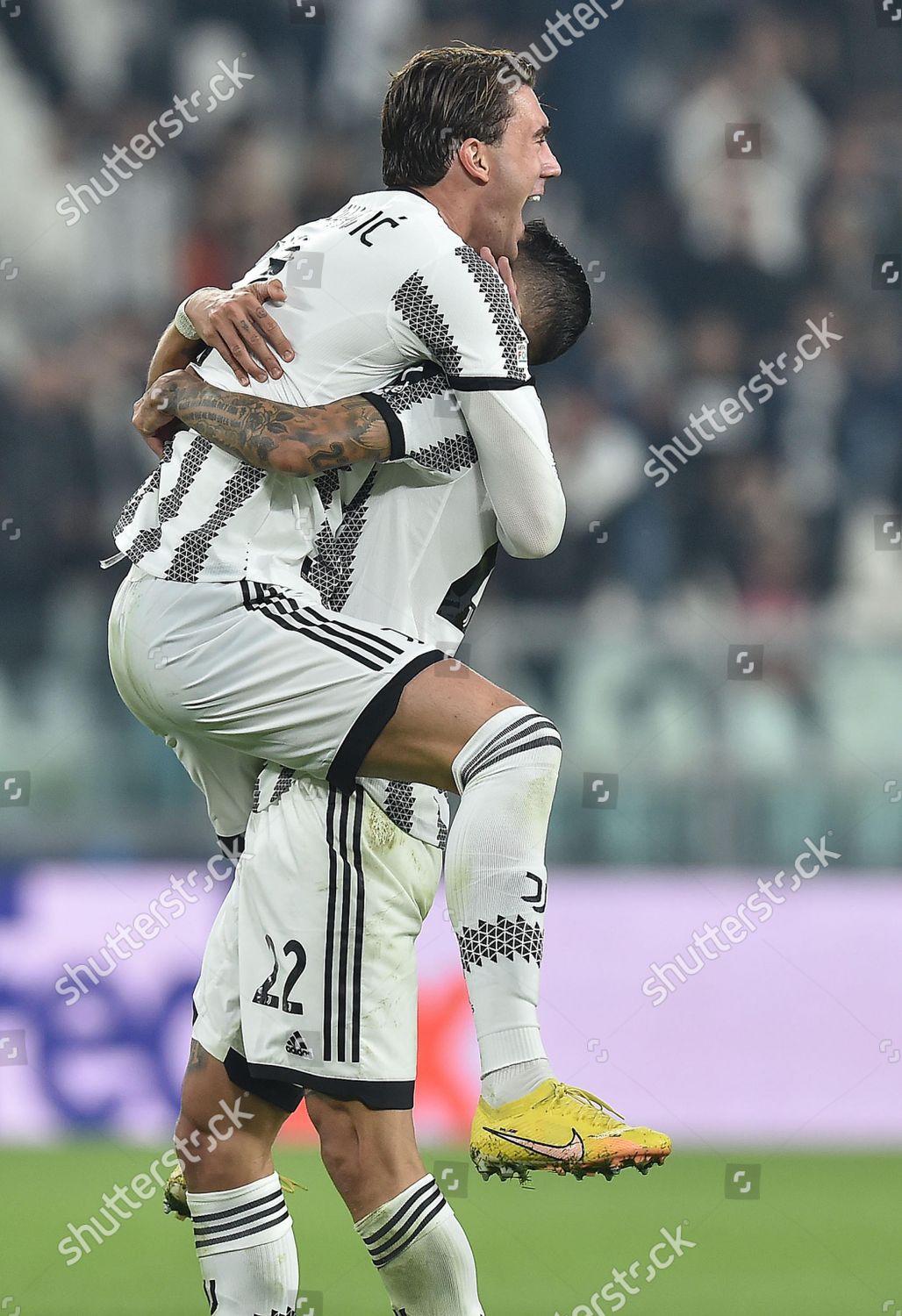 Juventus Dusan Vlahovic Celebrates Scoring 20 Editorial Stock Photo ...