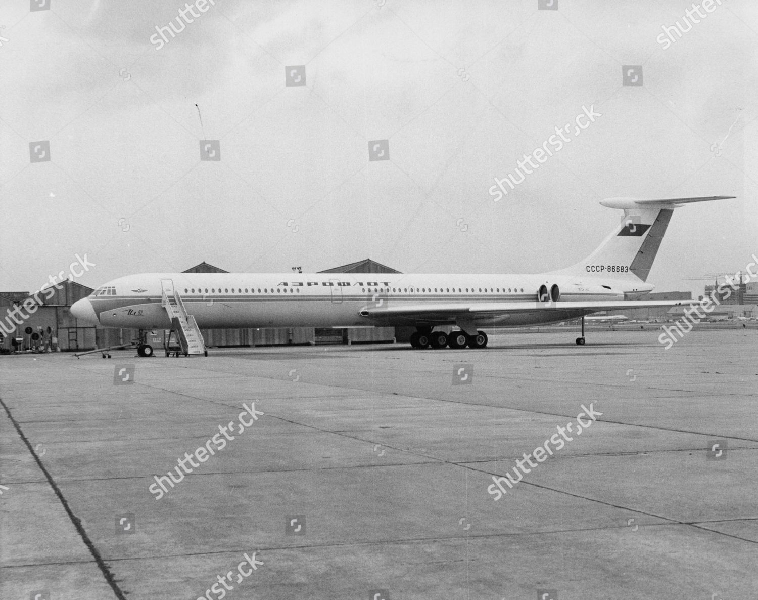 Russian Ilyushin Il62 Aircraft Heathrow Airport Editorial Stock Photo ...