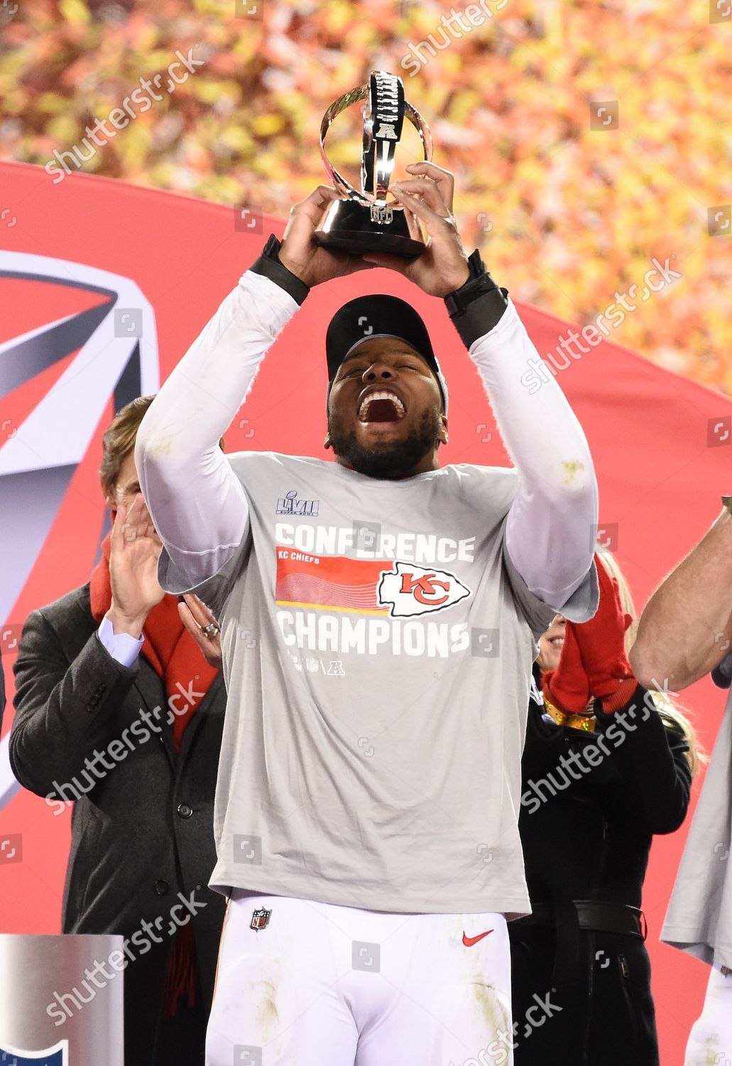 Cincinnati Bengals presented with Lamar Hunt trophy after winning AFC  Championship Game