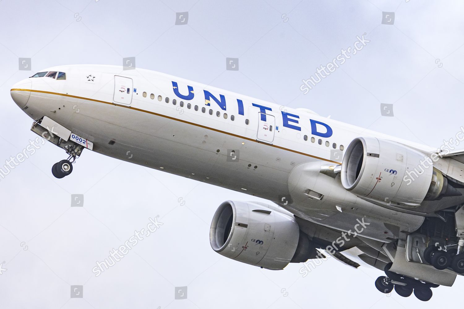 United Airlines Boeing Wide Body 777200 Editorial Stock Photo - Stock ...