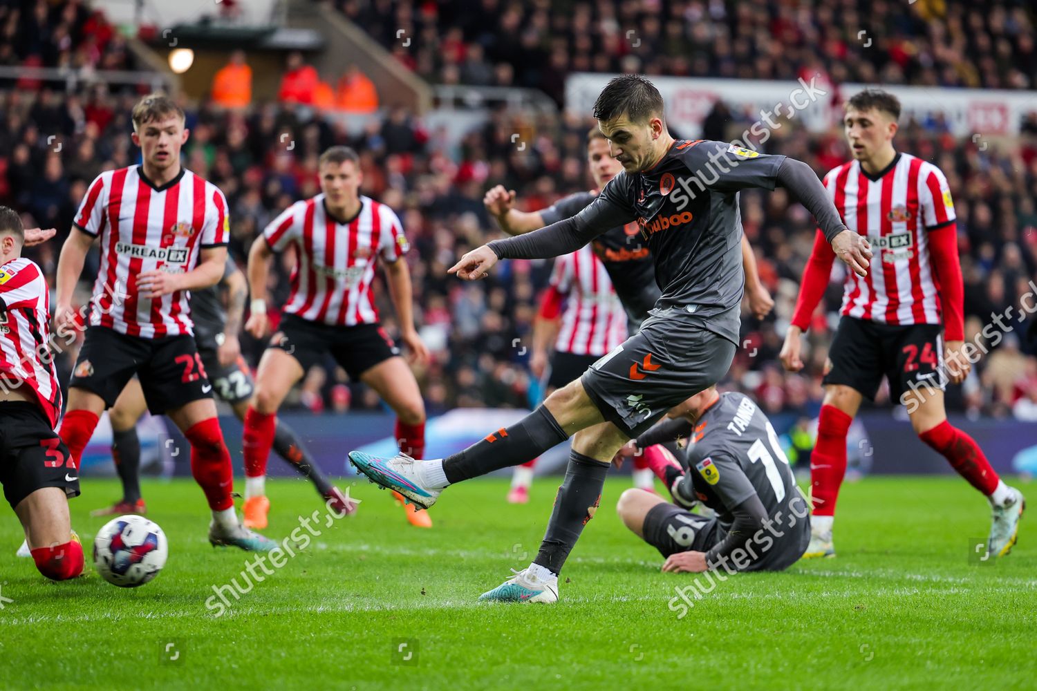 Anis Mehmeti Bristol City Shoots Sunderland Editorial Stock Photo ...