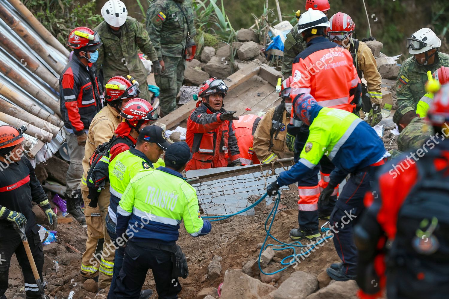 Rescuers Search Victims After Landslide Alausi Editorial Stock Photo ...