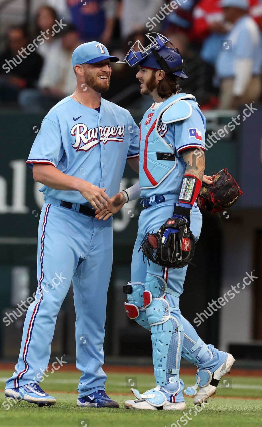 Texas Rangers relief pitcher Will Smith (51) comes into pitch in the bottom  of the seventh inning during the MLB game between the Texas Ranges and the  Stock Photo - Alamy