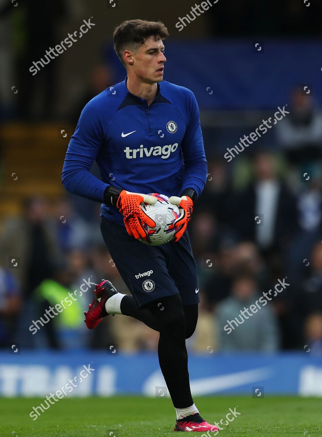 Kepa Arrizabalaga Chelsea Warms Before Premier Editorial Stock Photo ...