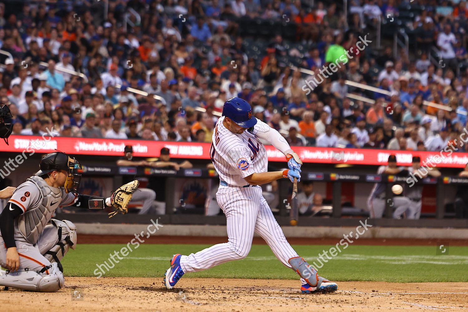 Pete Alonso by Gordon Donovan