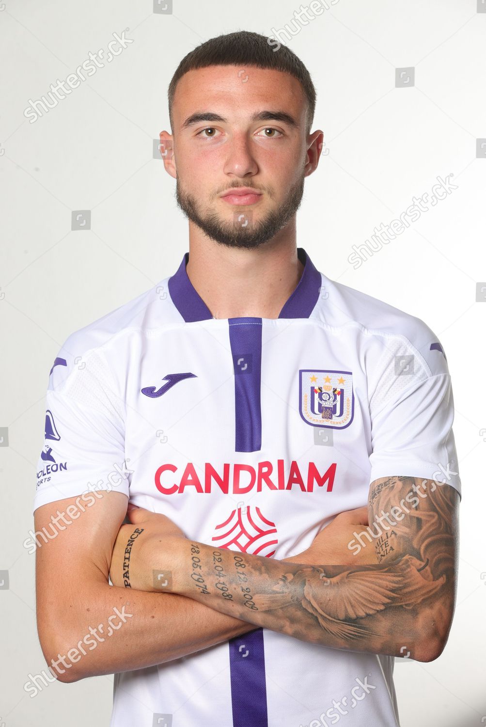 Zeno Debast of RSC Anderlecht looks on during the Jupiler Pro League  News Photo - Getty Images