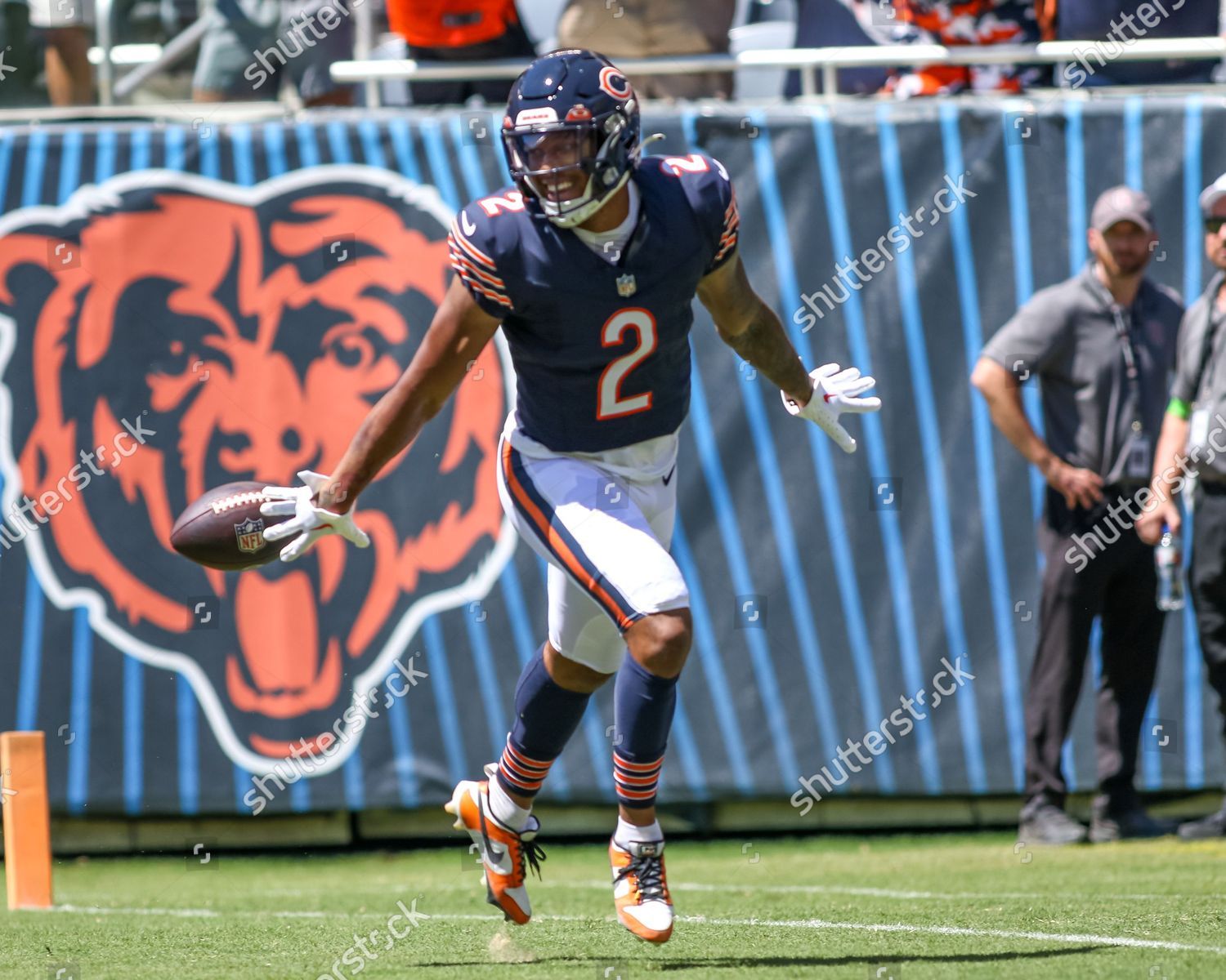 Bears receiver DJ Moore shows his true colors - Chicago Sun-Times