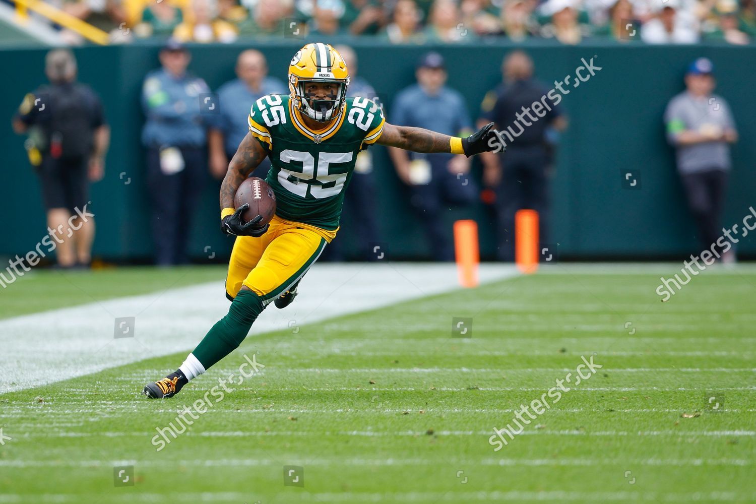 Green Bay Packers Keisean Nixon (25) during an NFL football game