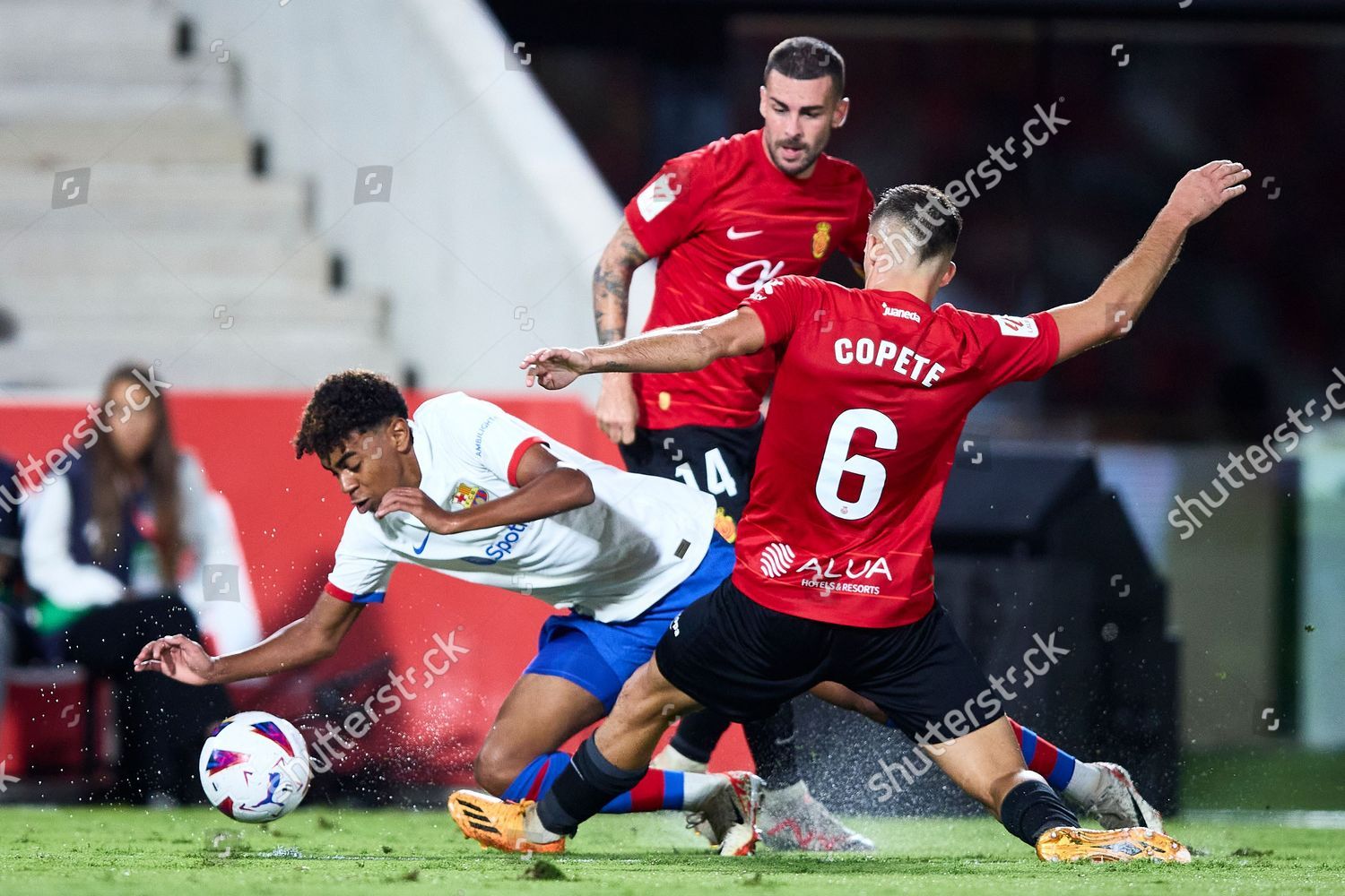 Lamine Yamal Fc Barcelona Dribbles During Editorial Stock Photo - Stock