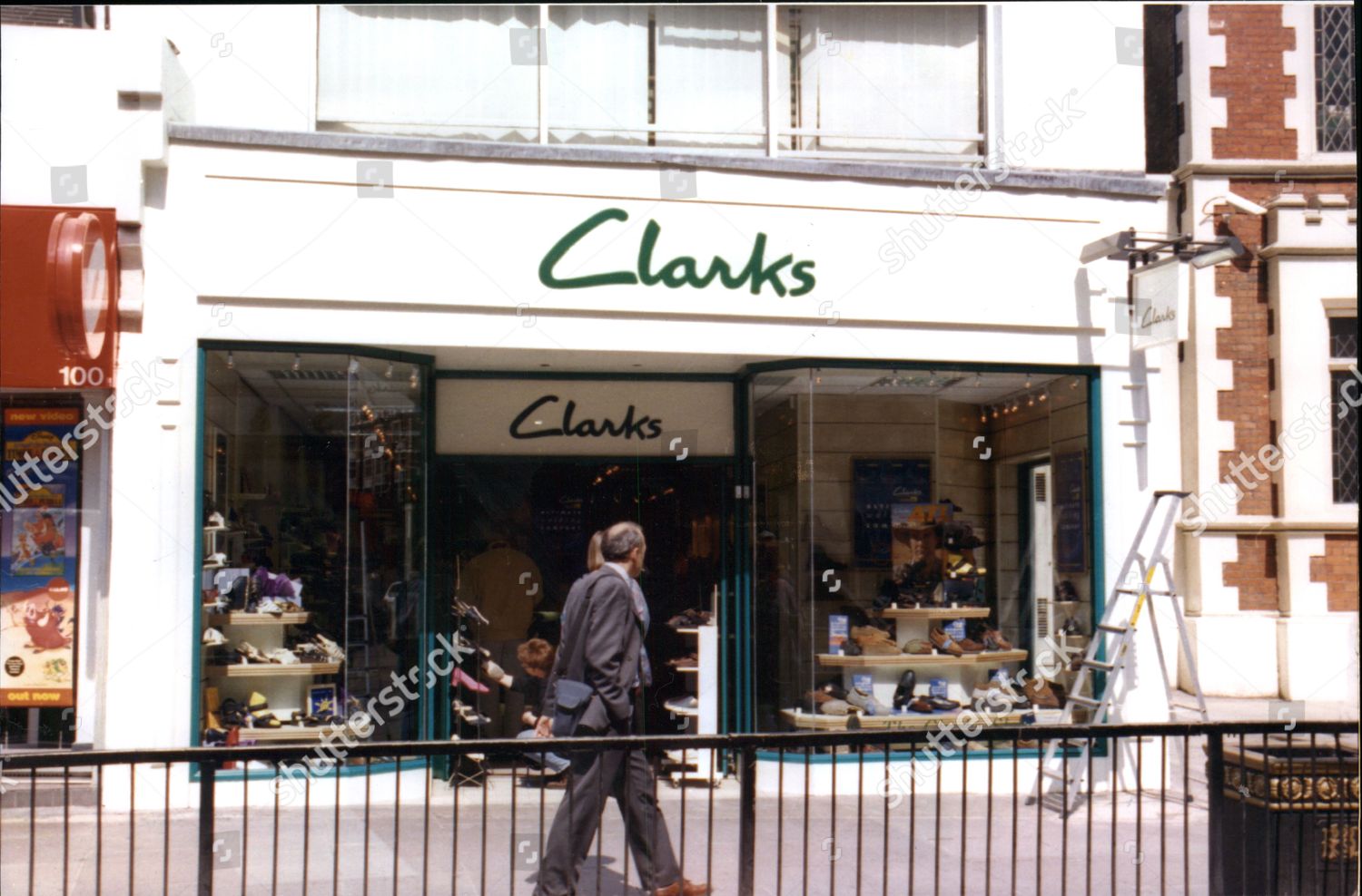 clarks shoes kensington high street