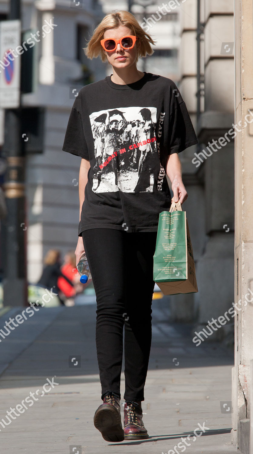 Agyness Deyn Wearing Dead Kennedys T Shirt Editorial Stock Photo Stock Image Shutterstock