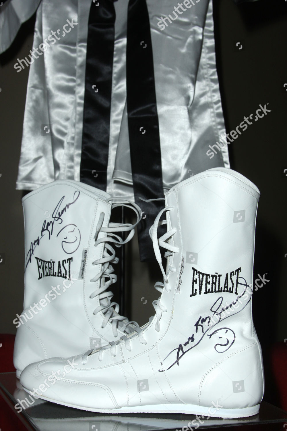 sugar ray leonard shoes