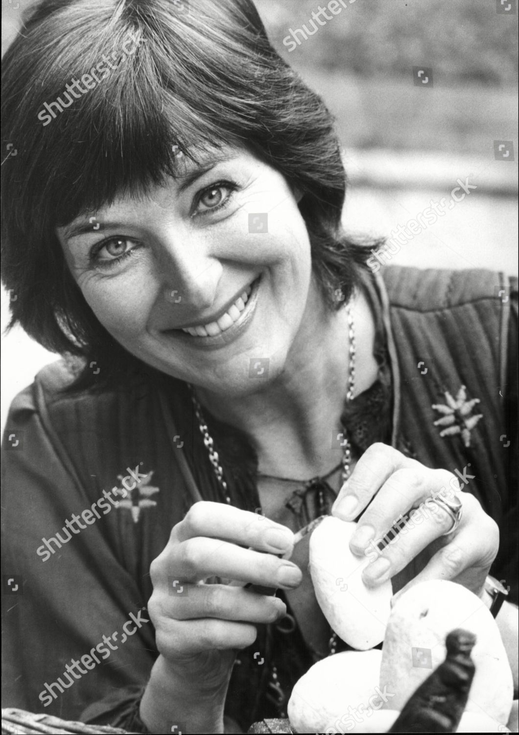 Communication on this topic: Katia Ricciarelli, katia-ricciarelli/ Communication on this topic: Retta, katia-ricciarelli/