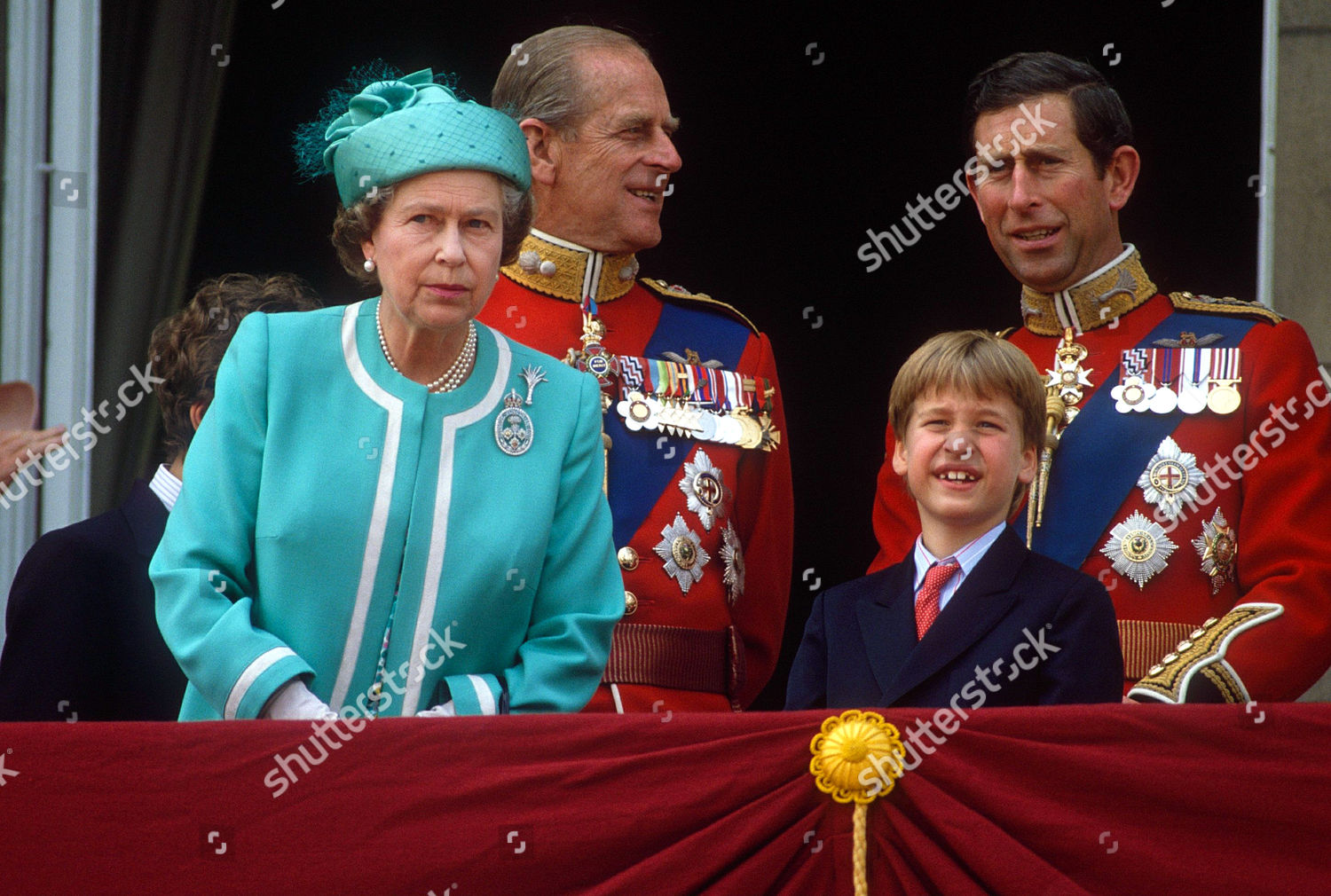 Queen Elizabeth Ii Prince Philip Prince William Redaktionelles Stockfoto Stockbild Shutterstock