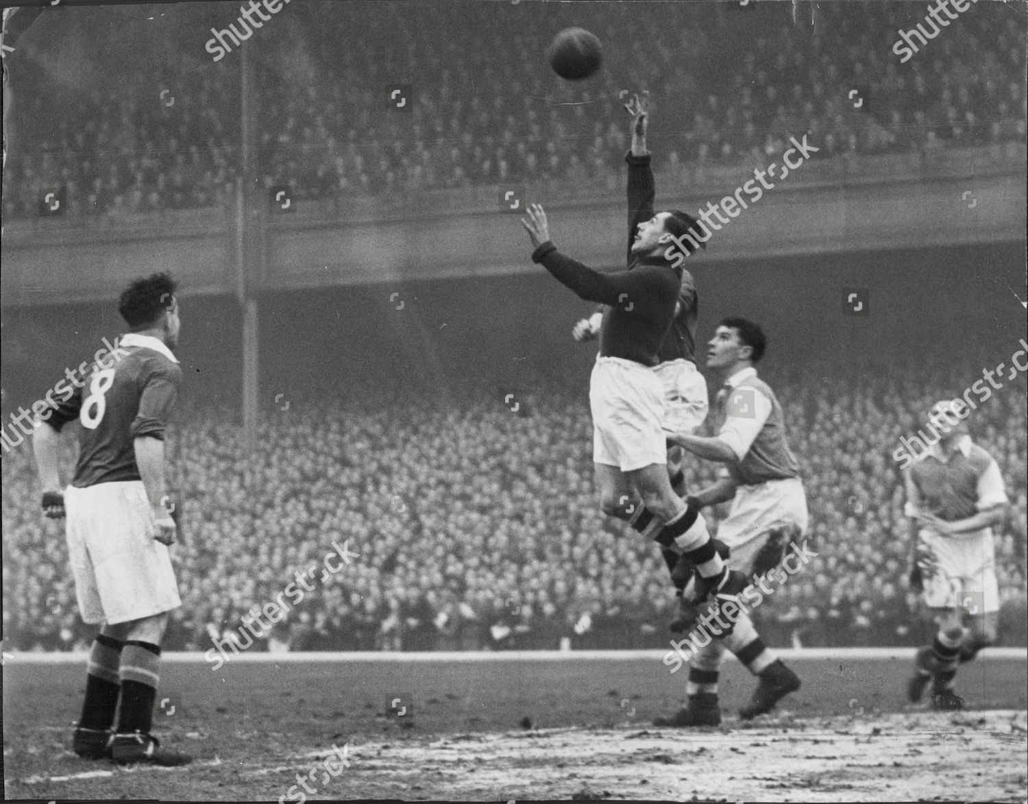 Swindin Arsenal Goalkeeper Action Against Editorial Stock Photo