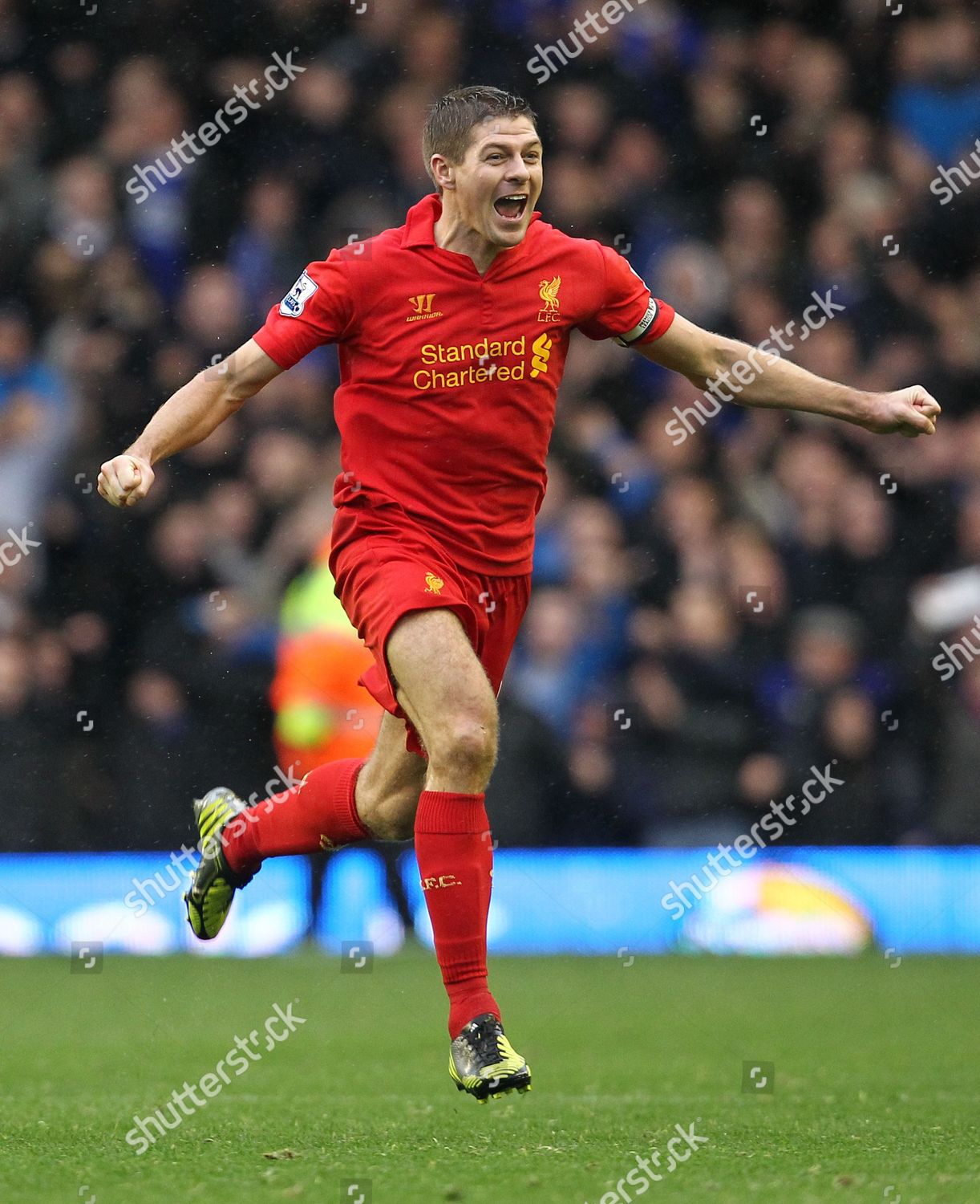 Download Gambar gambar steven gerrard liverpool Keren