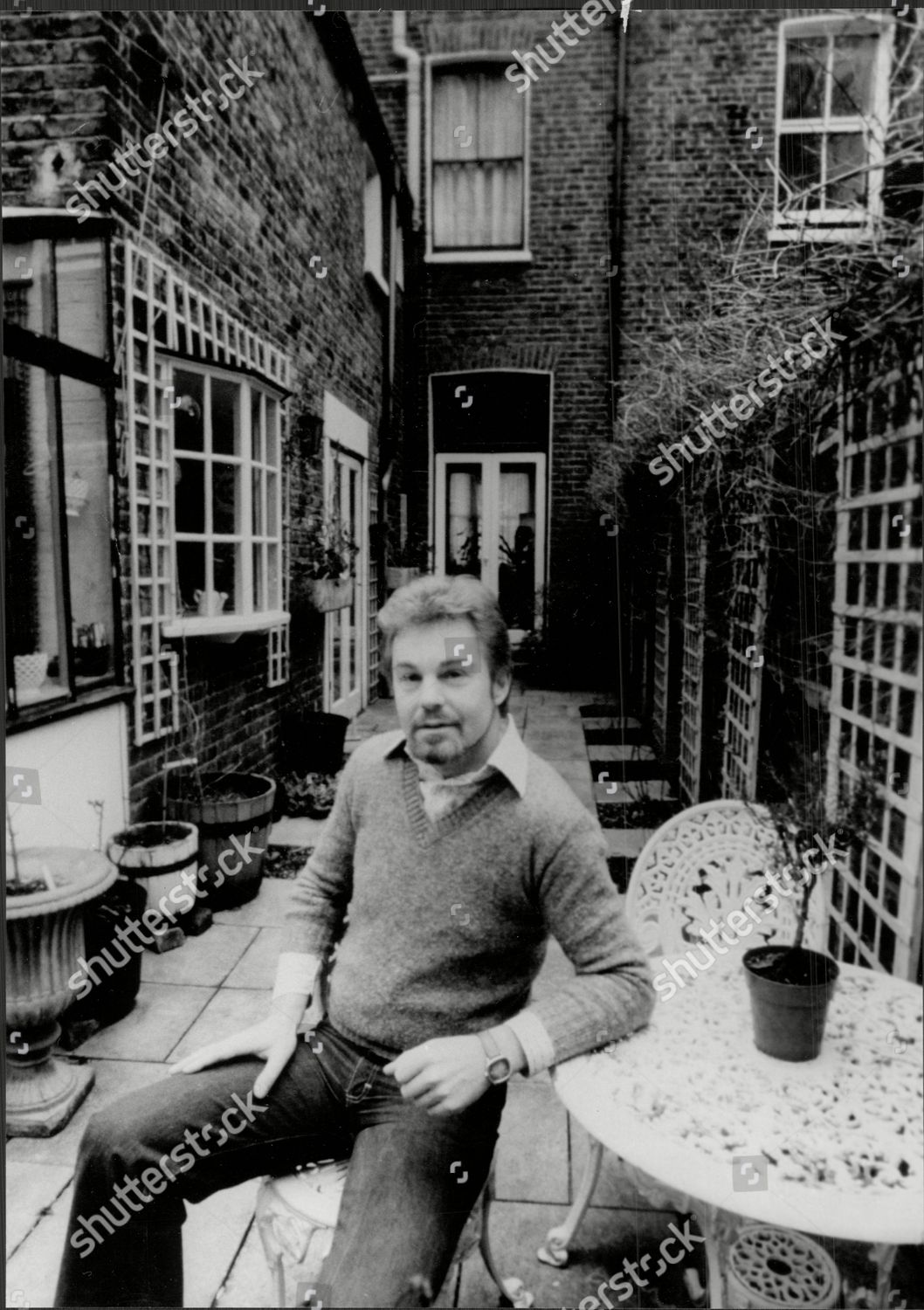 Derek Jacobi (born 1938) Derek Jacobi (born 1938)