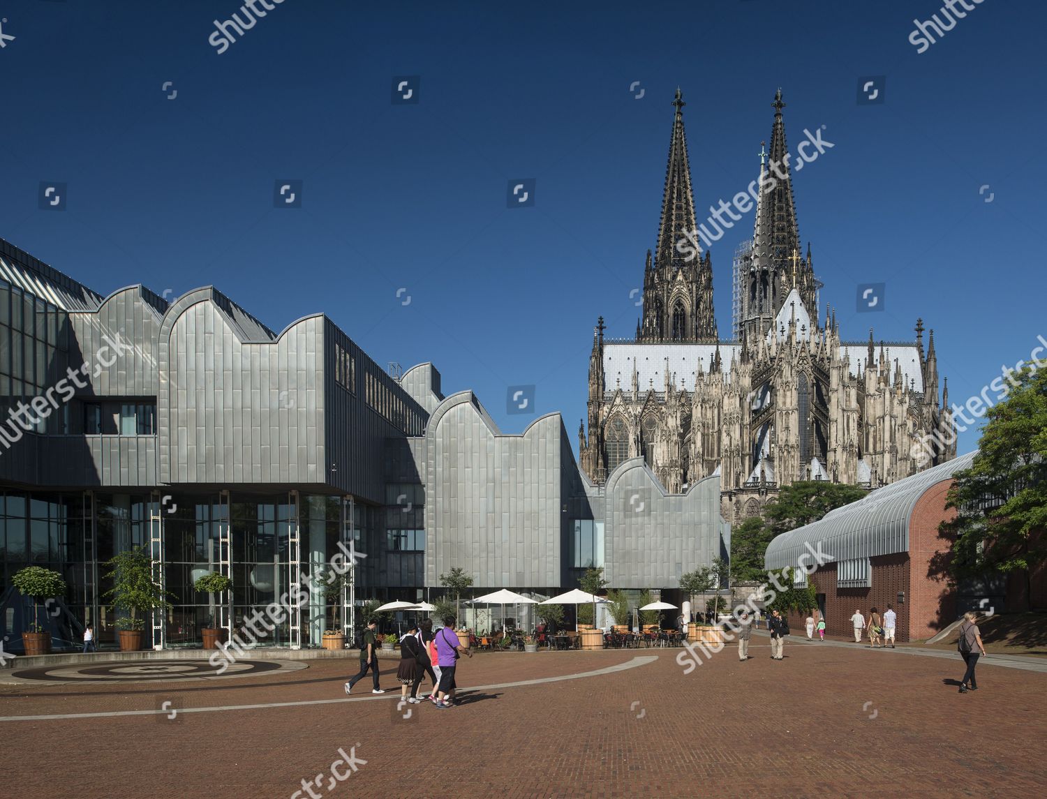 Ludwig Museum Cologne Cathedral Seen Heinrichboellplatz Editorial Stock